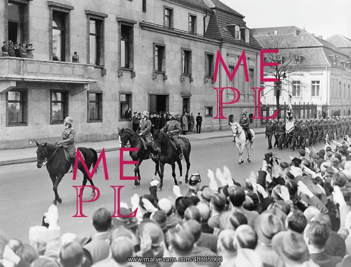 : Austrian troops in Berlin, 1938 : Austrian troops in Berlin, 1938