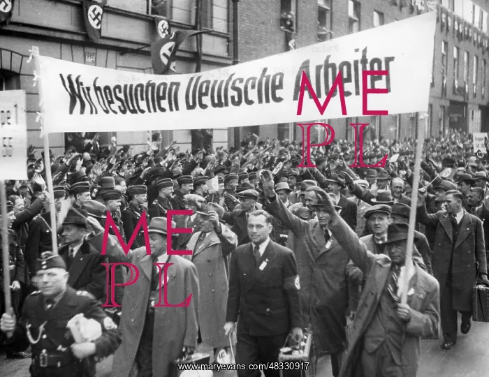 : Austrian workers on a KdF trip in Berlin, 1938 : Austrian workers on a KdF trip in Berlin, 1938