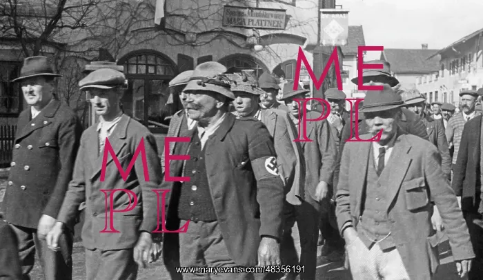 : Austrians with swastika armband, 1938 : Austrians with swastika armband, 1938