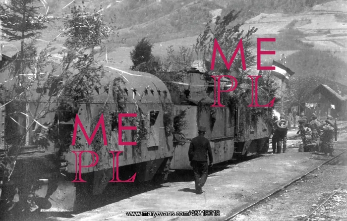 : Austro-Hungarian armored train, 1915 : Austro-Hungarian armored train, 1915
