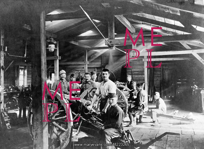 : Austro-Hungarian reparation workshop, 1917 : Austro-Hungarian reparation workshop, 1917