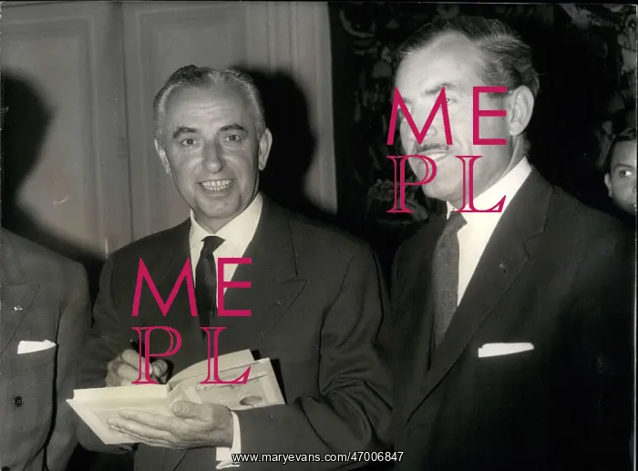 : Author - Book Reviewers - Columnist - Editors : Author - Book Reviewers - Columnist - Editors
