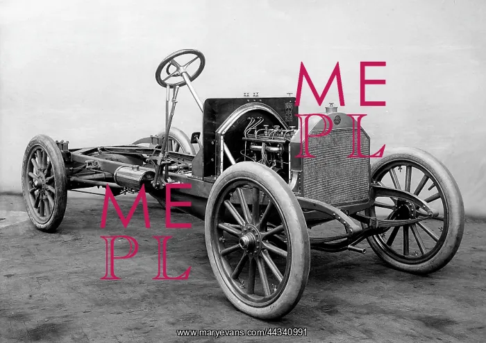 : Automobile from the early 1900s : Automobile from the early 1900s