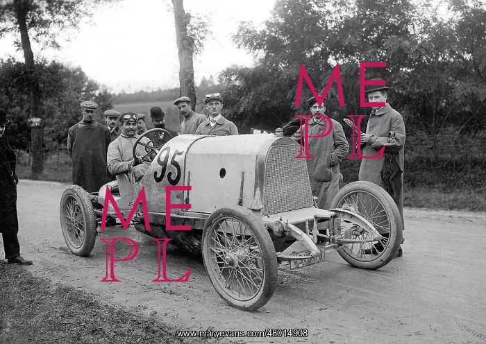 : Automobile meeting in Gaillon : Automobile meeting in Gaillon