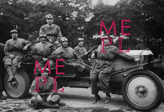 : Automobile testers, 1921 : Automobile testers, 1921