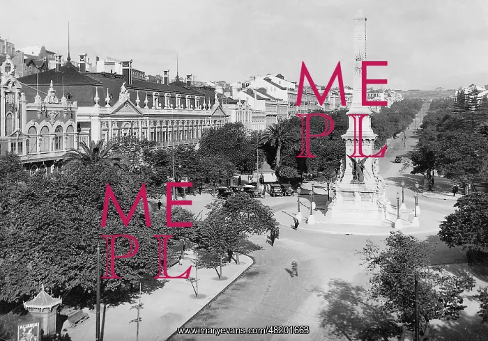 : Avenida da Liberdade in Lisbon, 1930 : Avenida da Liberdade in Lisbon, 1930