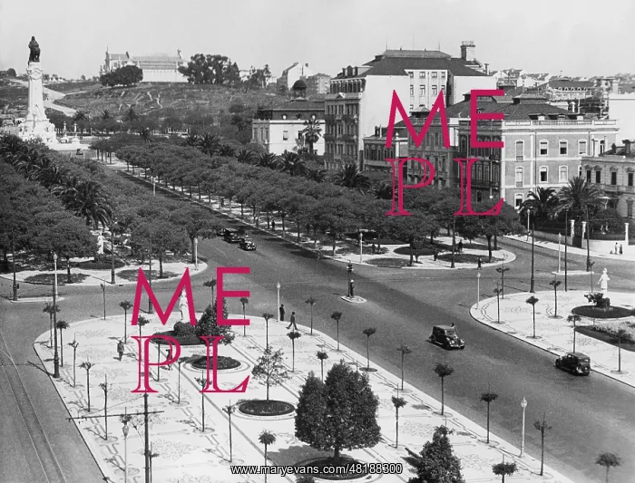 : Avenida da Liberdade in Lisbon, 1937 : Avenida da Liberdade in Lisbon, 1937