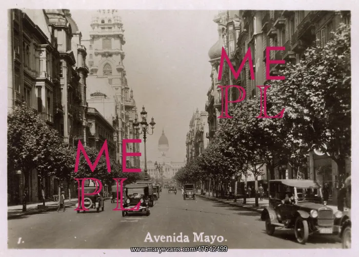  : Avenida de Mayo, Buenos Aires, Argentina, South America