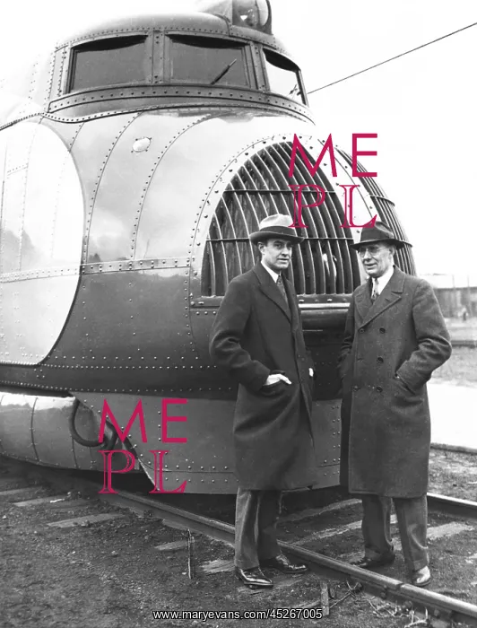 : Averill Harriman and Charles Kettering next to : Averill Harriman and Charles Kettering next to