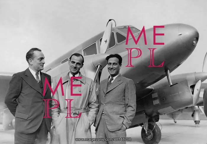 : The aviators Arnoux, Japy and Micheletti, 1936 : The aviators Arnoux, Japy and Micheletti, 1936