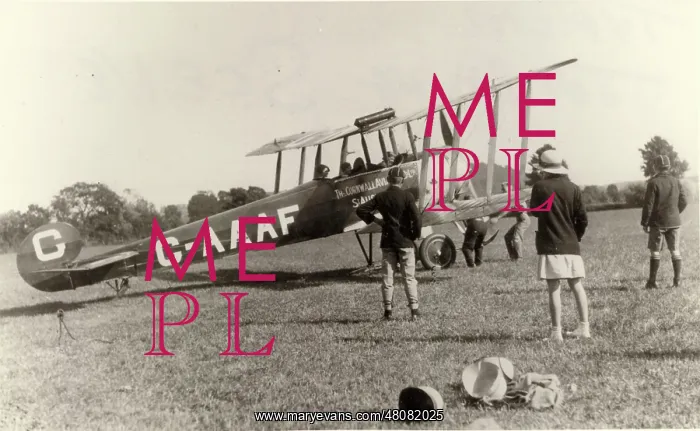 : Avro 504K G-AAAF being used for joyriding c1925 : Avro 504K G-AAAF being used for joyriding c1925