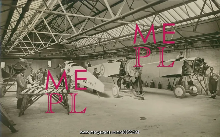 : Avro 504Ks (including D8793) under construction : Avro 504Ks (including D8793) under construction
