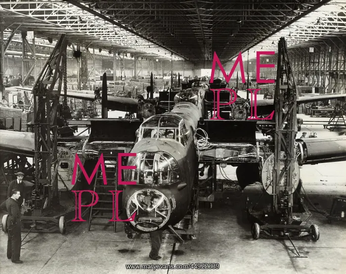 : Avro 683 Lancaster : Avro 683 Lancaster