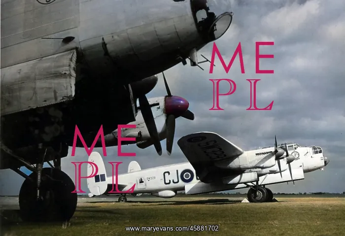 : Avro 683 Lancaster GR III-be (side view)s serving as th? : Avro 683 Lancaster GR III-be (side view)s serving as th?