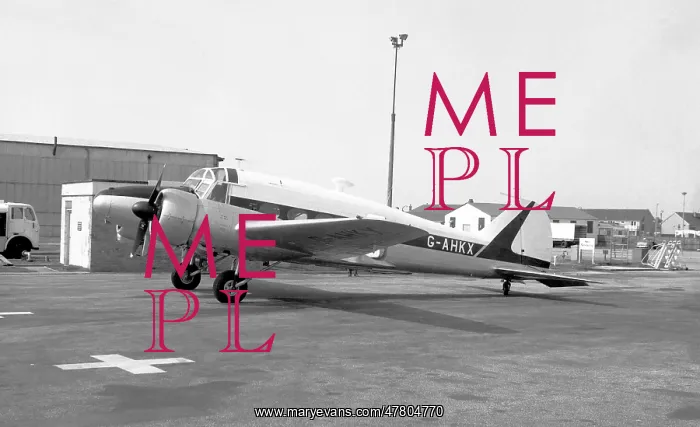 : Avro Anson 19 G-AHKX : Avro Anson 19 G-AHKX