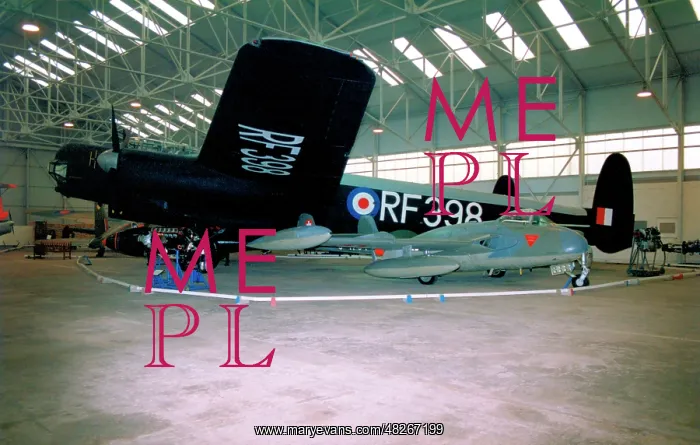 : Avro Lincoln B.2 8376M / RF398 : Avro Lincoln B.2 8376M / RF398