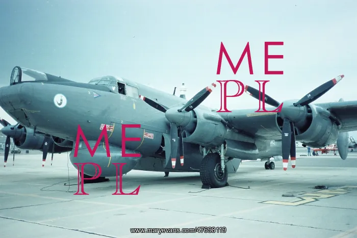 : Avro Shackleton AEW.2 at RAF Gibraltar : Avro Shackleton AEW.2 at RAF Gibraltar