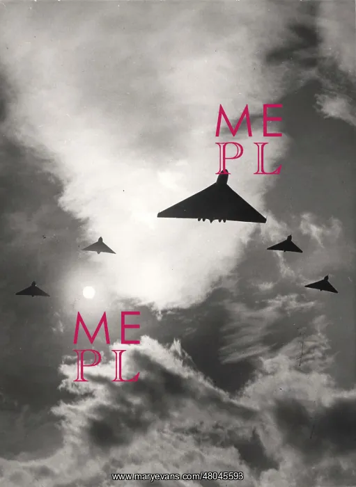  : Avro Vulcan prototype escorted by four Avro 707s