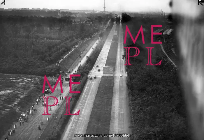 : The Avus in Berlin, 1926 : The Avus in Berlin, 1926