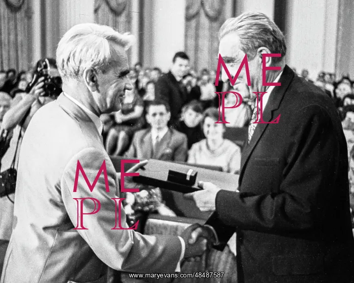 : Awarding of 1970 Lenin prize : Awarding of 1970 Lenin prize
