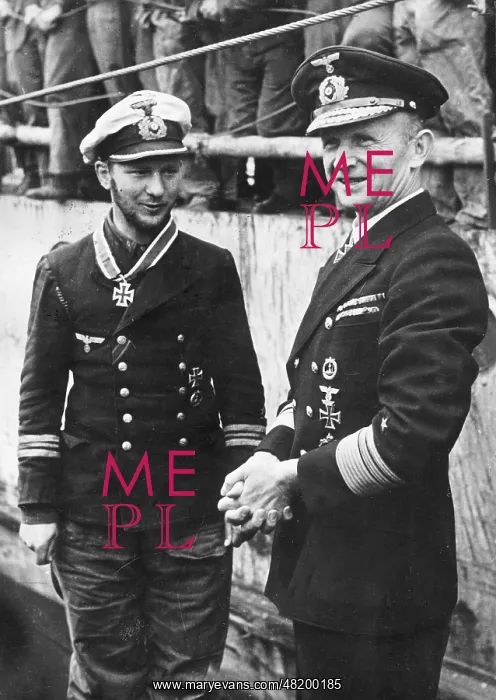 : Awarding of the Knight's Cross to Herbert Wohlfahrt by Vice : Awarding of the Knight's Cross to Herbert Wohlfahrt by Vice
