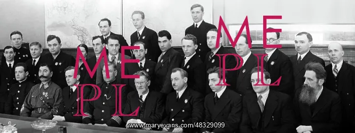 : Awarding of polar explorers, 1938 : Awarding of polar explorers, 1938