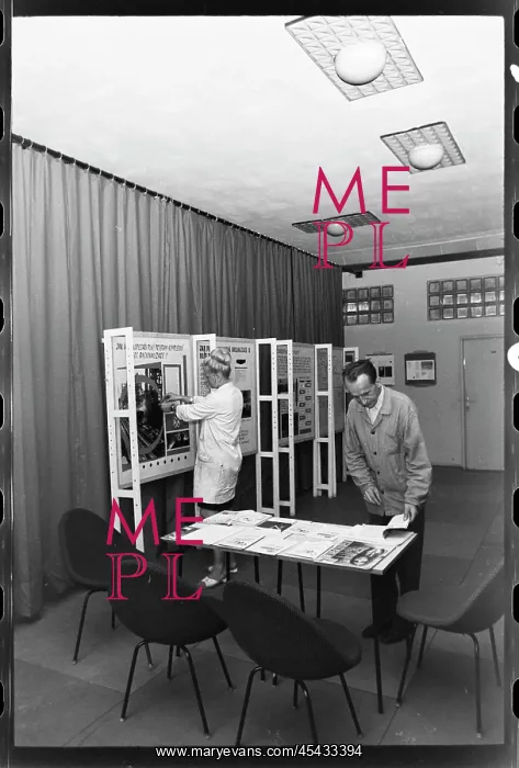 : B. Sterba, D. Pientonova, agitation centre : B. Sterba, D. Pientonova, agitation centre