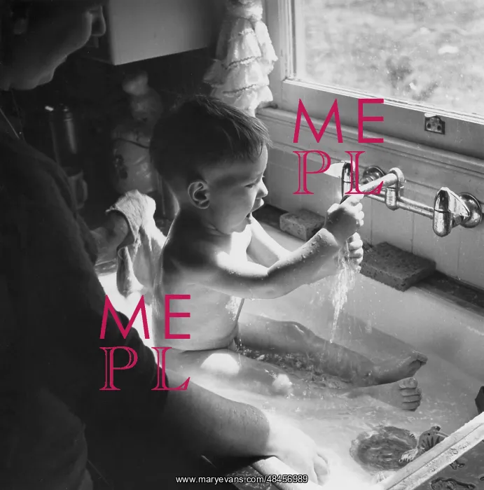 : BABY BATHING IN THE SINK : BABY BATHING IN THE SINK