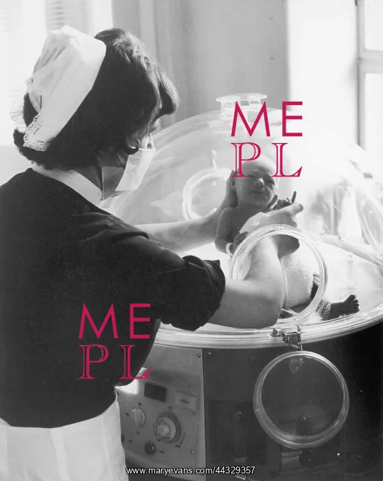 : BABY IN INCUBATOR : BABY IN INCUBATOR