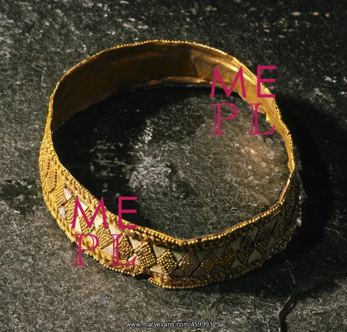 : Babylonia. Mesopotamia, Babylonia, jewelry, bangle, gold : Babylonia. Mesopotamia, Babylonia, jewelry, bangle, gold