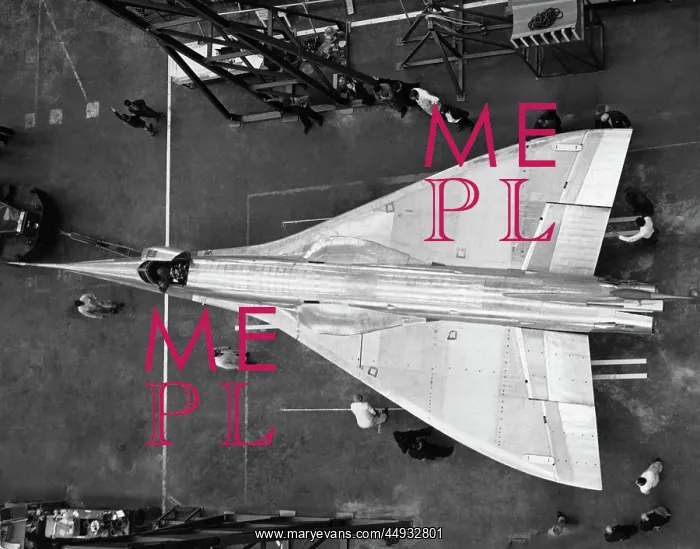 : Bac 221 Supersonic Prototype in 1964 in a Hangar at Filt? : Bac 221 Supersonic Prototype in 1964 in a Hangar at Filt?