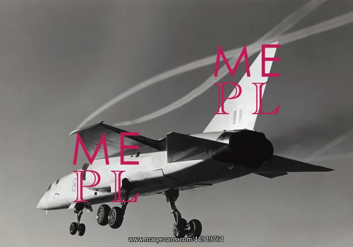 : BAC TSR-2. The British Aircraft Corporation Tsr 2 Prototype Flying with Wing Vortices : BAC TSR-2. The British Aircraft Corporation Tsr 2 Prototype Flying with Wing Vortices