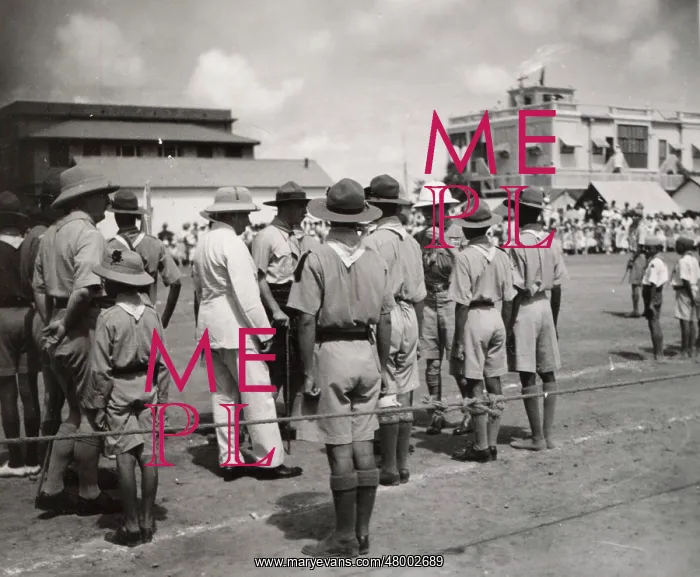 : Baden-Powell inspecting troop : Baden-Powell inspecting troop