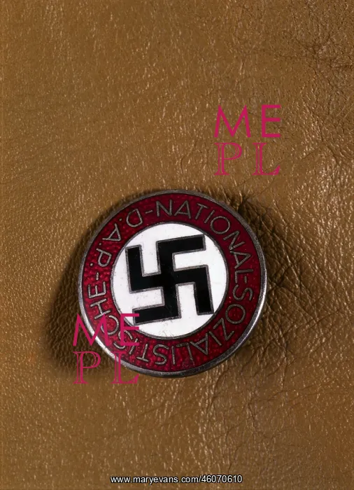 : Badge of NSDAP, 1930s : Badge of NSDAP, 1930s