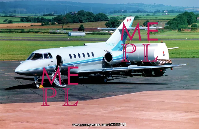 : BAe 125-800A C-FAAU : BAe 125-800A C-FAAU