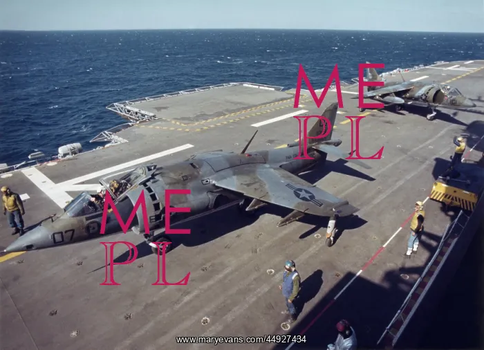 : BAE Boeing AV-8A Harrier : BAE Boeing AV-8A Harrier