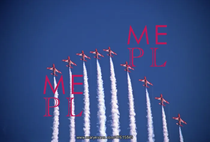 : BAe Systems Hawks RAF Red Arrows Big Nine formation 2002 : BAe Systems Hawks RAF Red Arrows Big Nine formation 2002