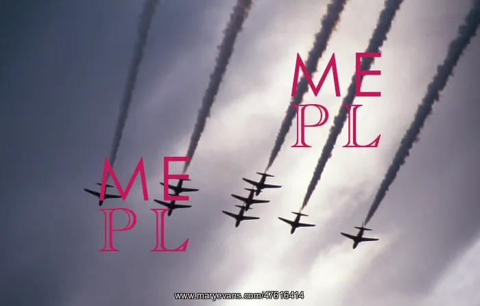 : BAe Systems Hawks RAF Red Arrows perform under dark skies : BAe Systems Hawks RAF Red Arrows perform under dark skies