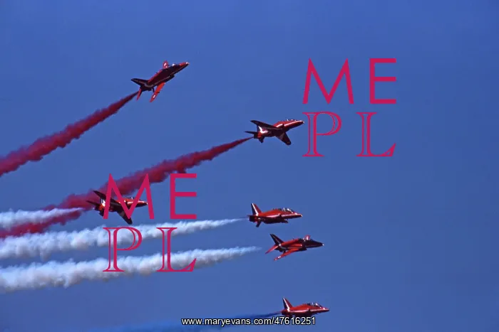 : BAe Systems Hawks RAF Red Arrows rollbacks Cottesmore 1990 : BAe Systems Hawks RAF Red Arrows rollbacks Cottesmore 1990