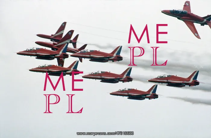 : BAe Systems Hawks RAF Red Arrows run and break : BAe Systems Hawks RAF Red Arrows run and break