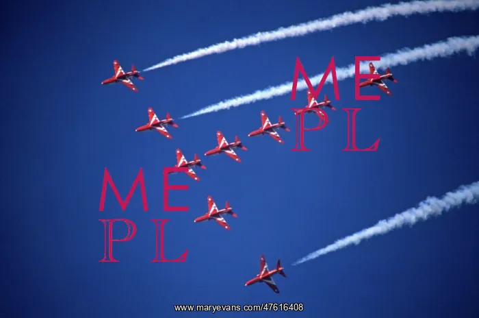 : BAe Systems Hawks RAF Red Arrows Spear formation : BAe Systems Hawks RAF Red Arrows Spear formation