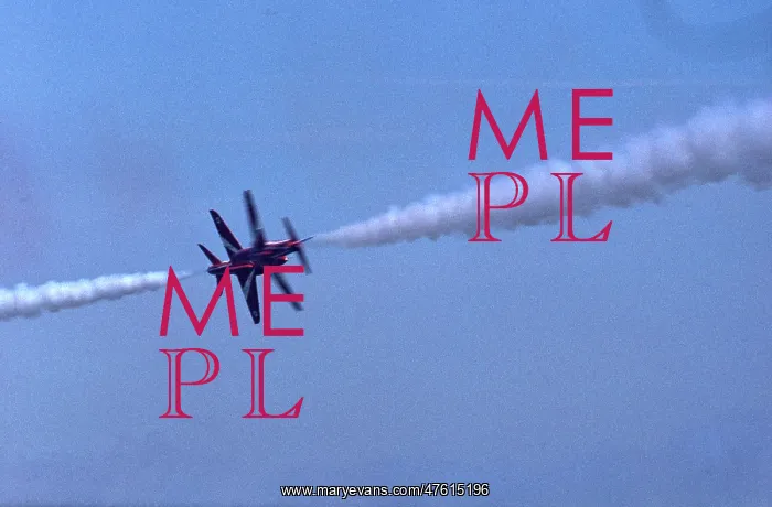 : BAe Systems Hawks RAF Red Arrows Synchro Pair close pass : BAe Systems Hawks RAF Red Arrows Synchro Pair close pass