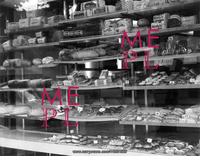  : BAKERY WINDOW 1970S