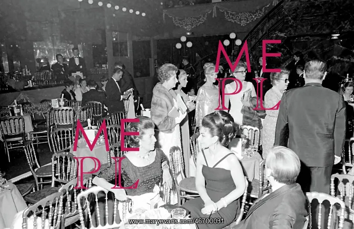 : Bal Tabarin Nightclub, Paris : Bal Tabarin Nightclub, Paris