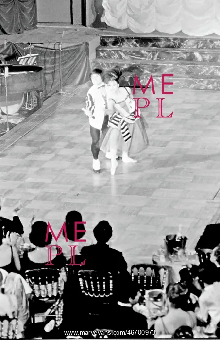 : Bal Tabarin Nightclub, Paris : Bal Tabarin Nightclub, Paris