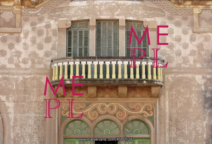 : Balcony and facade, Casa Gasull, Reus, Catalonia, Spain : Balcony and facade, Casa Gasull, Reus, Catalonia, Spain