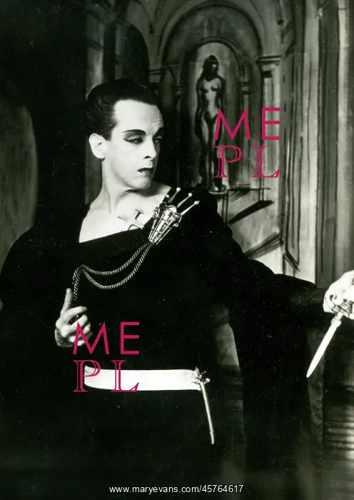 : Ballet Dancer Robert Helpmann as Hamlet : Ballet Dancer Robert Helpmann as Hamlet