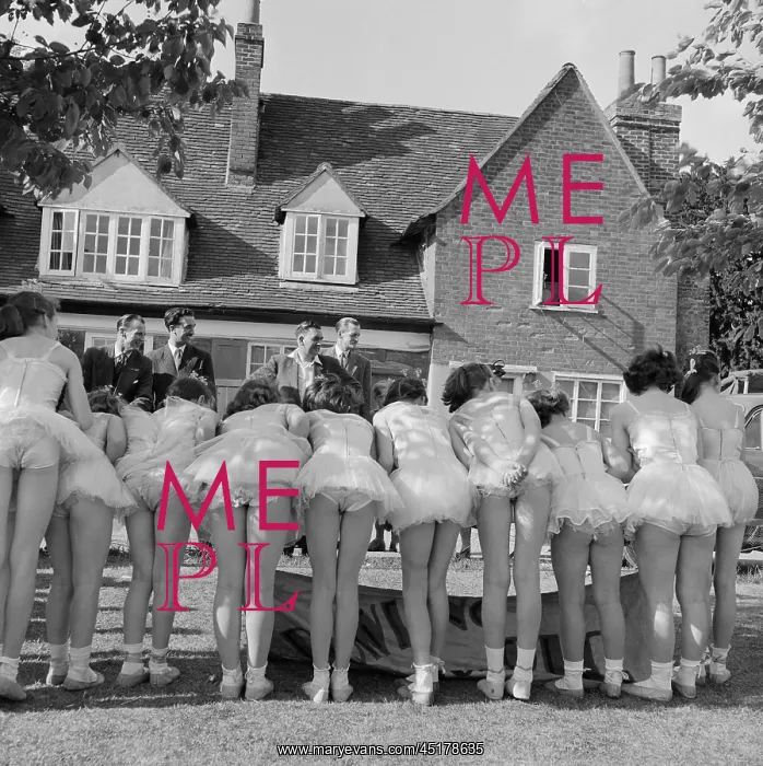 : Ballet dancers : Ballet dancers
