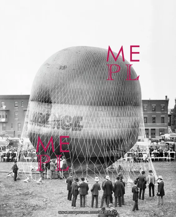 : Balloon Independence Preparing For Ascent in Philadelph : Balloon Independence Preparing For Ascent in Philadelph