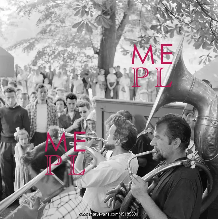 : Band In Hampstead, London : Band In Hampstead, London